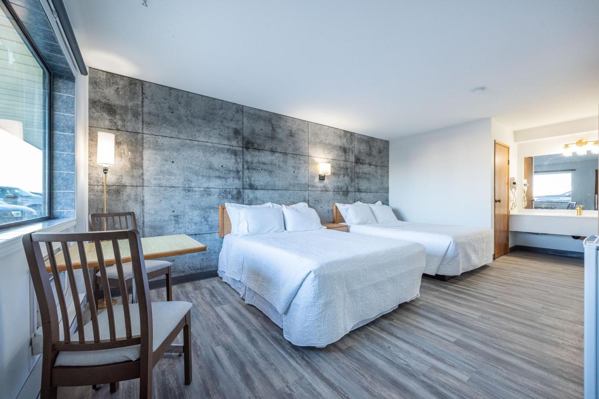 Beiseker Blue Horse Motel מראה חיצוני תמונה